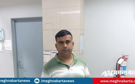 পাঁচ দেশের মুদ্রা নিয়ে শারজা যাচ্ছিলেন, উড়োজাহাজে ওঠার আগে আটক