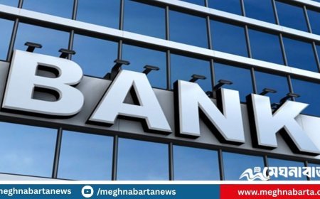 এক বছরে খেলাপি ঋণ বেড়েছে ৩ লাখ কোটি টাকার বেশি