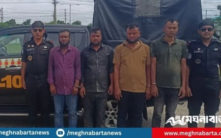 ভুয়া র‍্যাবকে ধাওয়া দিল আসল র‍্যাব, পথে দুই পক্ষকেই পেটাল জনতা