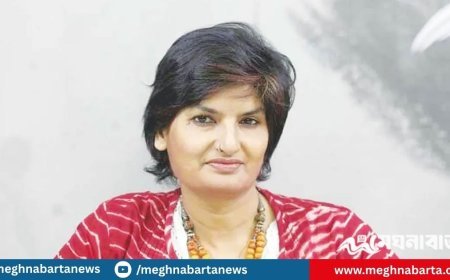 সাংবাদিক মুন্নী সাহাকে দুদকে জিজ্ঞাসাবাদ