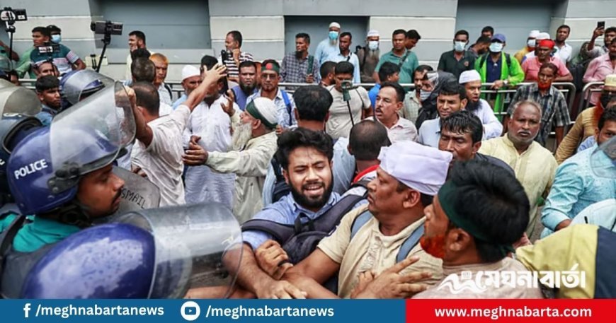চাকরিচ্যুত বিডিআর সদস্যদের যমুনামুখী পদযাত্রায় পুলিশের বাধা