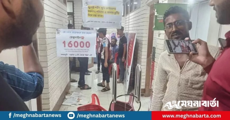 জুলাই স্মৃতি ফাউন্ডেশনে আহতদের হামলা