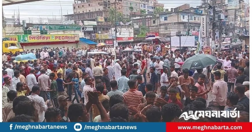 চকরিয়ায় এনসিপির পথসভায় মঞ্চ ভাঙচুর বিএনপির নেতা-কর্মীদের