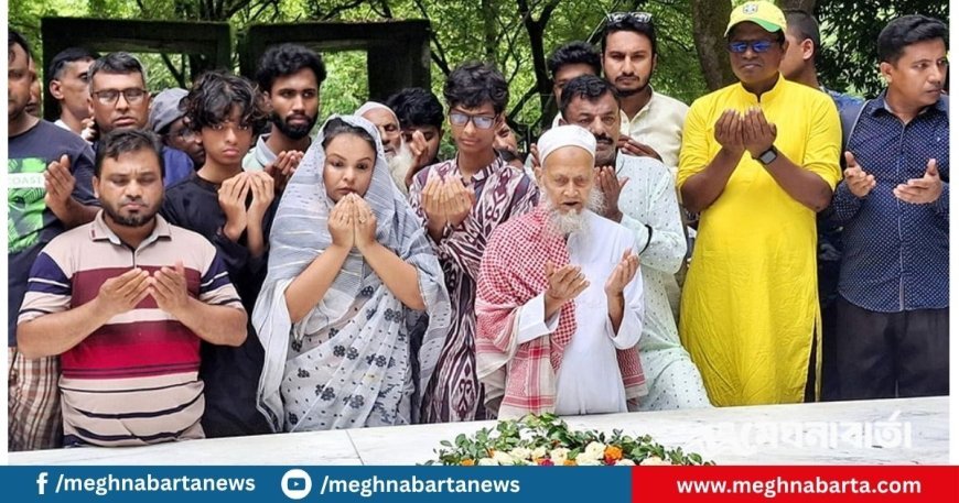 নুহাশপল্লীতে শ্রদ্ধা-ভালোবাসায় হুমায়ূন আহমেদকে স্মরণ