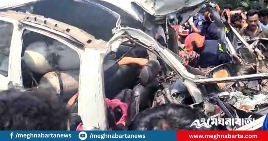 নাটোরে ট্রাকের সঙ্গে সংঘর্ষে মাইক্রোবাসের চালকসহ ৬ জন নিহত