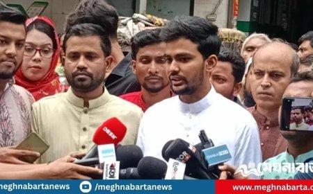 আওয়ামী লীগের আমলেও এমন হামলা হয়নি, দায় এই সরকারের: উপদেষ্টা আসিফ