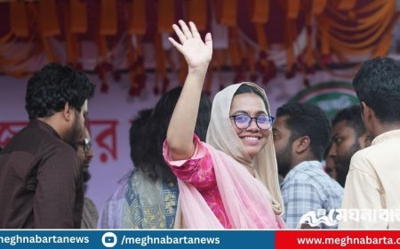 ‘বাংলাদেশের সর্বকালের সর্বশ্রেষ্ঠ নপুংশক ড. ইউনূস’