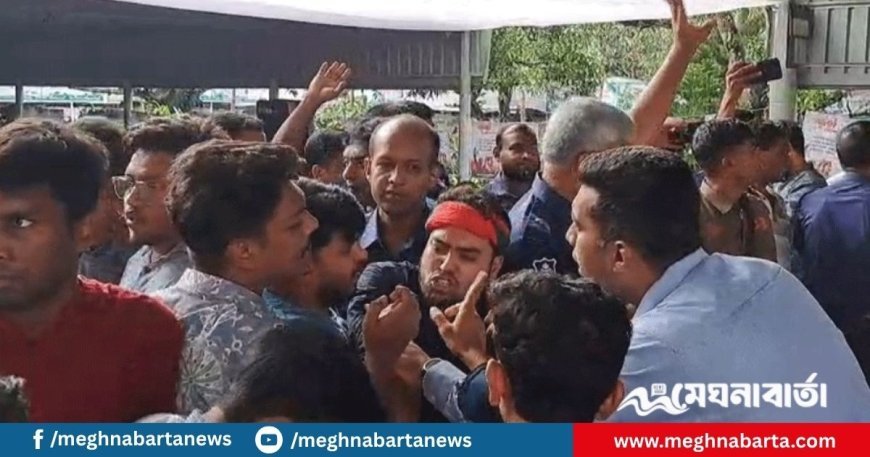 গণ-অভ্যুত্থান দিবস অনুষ্ঠানে জুলাইযোদ্ধাদের দুই পক্ষের মধ্যে উত্তেজনা