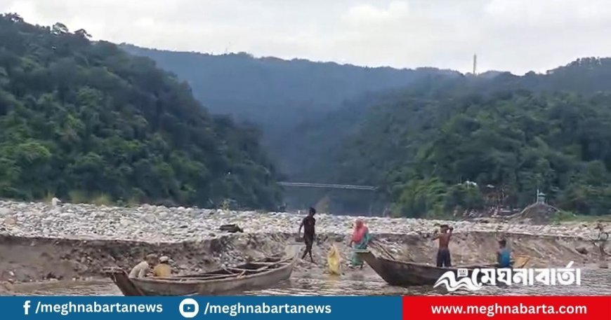 কোম্পানীগঞ্জের পর এবার টার্গেট জাফলং, হচ্ছে পাথর লুট