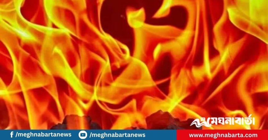 মহাখালীর সাততলা বস্তিতে আগুন, নিয়ন্ত্রণে ফায়ার সার্ভিসের ১১ ইউনিট