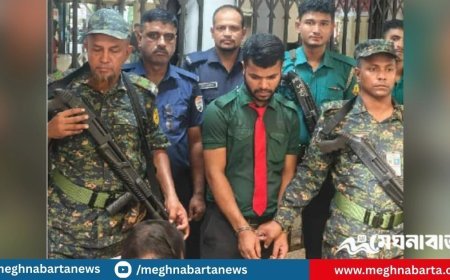 ম্যাজিস্ট্রেটের সামনেই কালোবাজারে ট্রেনের টিকিট বিক্রি, কারাগারে রেলকর্মী