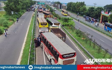 মহাসড়ক অবরোধে ২৩ কিলোমিটার যানজট
