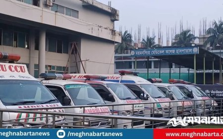 অভিযানের পর অ্যাম্বুলেন্স চালকদের ধর্মঘট, রোগীদের দুর্ভোগ