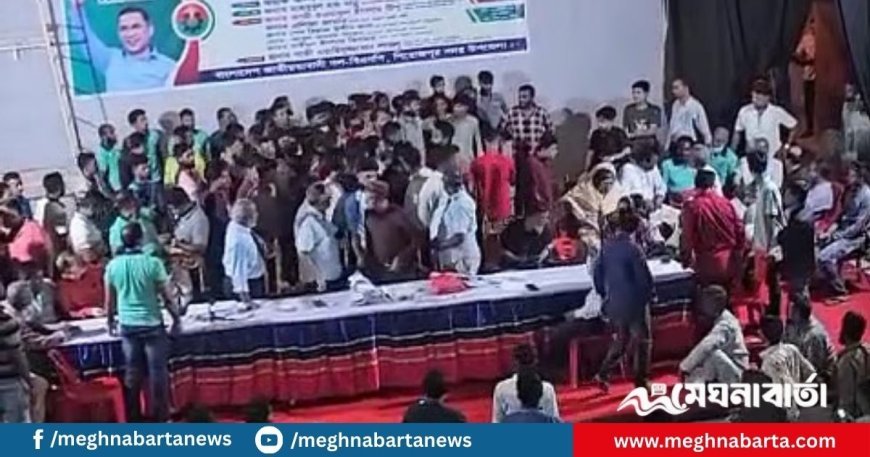 পিরোজপুরে বিএনপির নিজস্ব কাউন্সিলে সম্মেলনের ব্যালট ছিনতাই, ফলাফল ঘোষণা স্থগিত