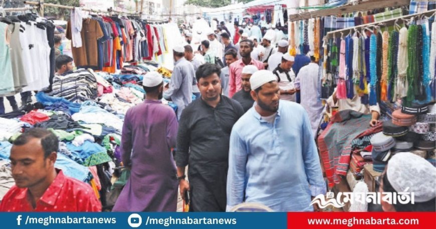 দুই সিটির ফুটপাত দখল ‘ফুটপাতহীন’ এক মহানগর ঢাকা