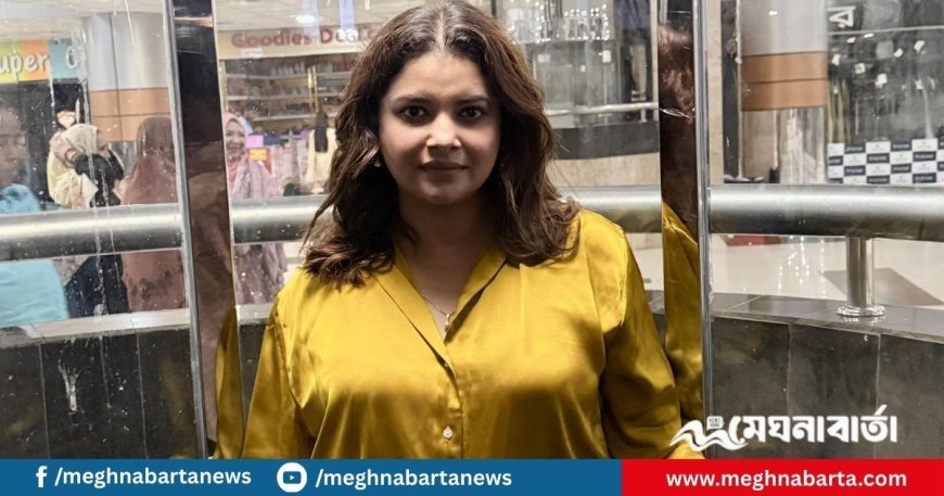 নিজের রাজনৈতিক অবস্থান স্পষ্ট করলেন শবনম ফারিয়া
