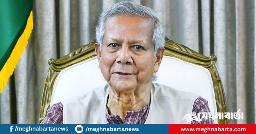ঢাকেশ্বরী মন্দির পরিদর্শনে প্রধান উপদেষ্টা
