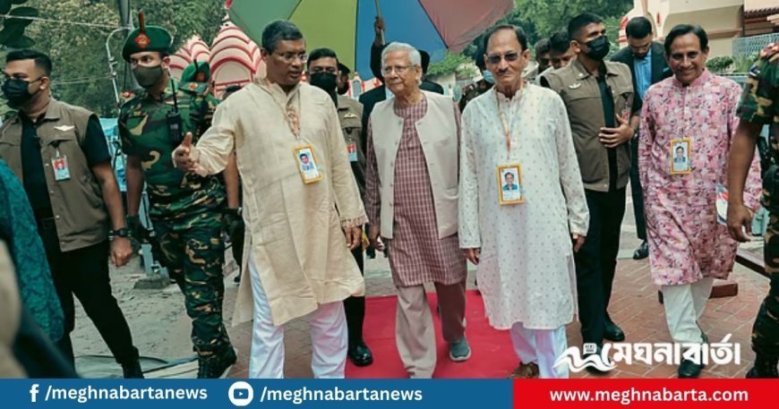 ঢাকেশ্বরী মন্দির পরিদর্শন প্রধান উপদেষ্টার