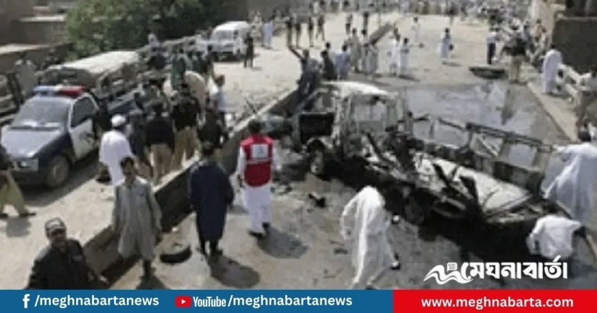 নিজেদের গ্রামেই হামলা, নিহত ৩০ পাকিস্তানি