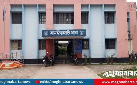 নওগাঁয় রাস্তার পাশে যুবকের মরদেহ উদ্ধার