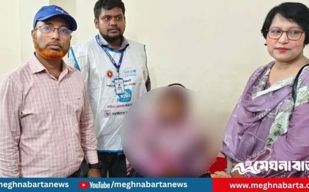 ফুটপাতে জন্ম, নবজাতক রেখে চলে গেলেন মা