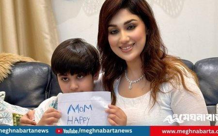 ছেলের সঙ্গেই কেক কেটে জন্মদিন উদযাপন করলেন অপু বিশ্বাস