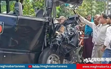 র‍্যাবের গাড়ি-বাসের সংঘর্ষে শিশুসহ নিহত ৩