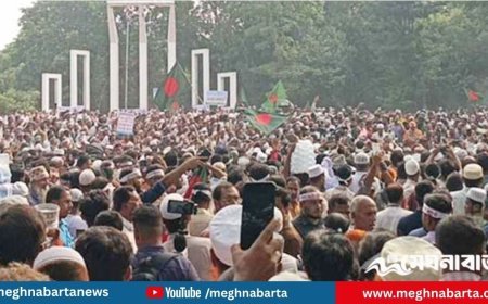 শিক্ষকদের আমরণ অনশন আজ, তীব্র হচ্ছে কর্মবিরতি