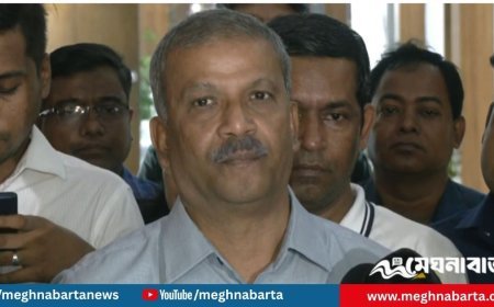 অভিযুক্ত সেনা কর্মকর্তাদের আদালতে উপস্থিতি আইনের প্রতি শ্রদ্ধার নিদর্শন: আসিফ নজরুল