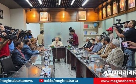 সিইসির সঙ্গে বৈঠকে জামায়াত, নির্বাচনী দায়িত্বে ইসলামী প্রতিষ্ঠানের যোগ্যতা নিয়ে আলোচনা