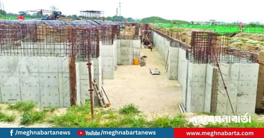 সময় বাড়ে ব্যয় বাড়ে কিন্তু কাজ শেষ হয় না
