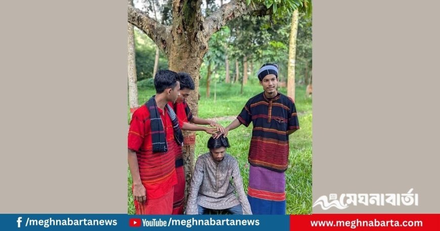 পাহাড়ি মেয়েদের পোশাকে ছবি, চাকসু শিবিরের প্রার্থীর বিরুদ্ধে আচরণবিধি লঙ্ঘনের অভিযোগ