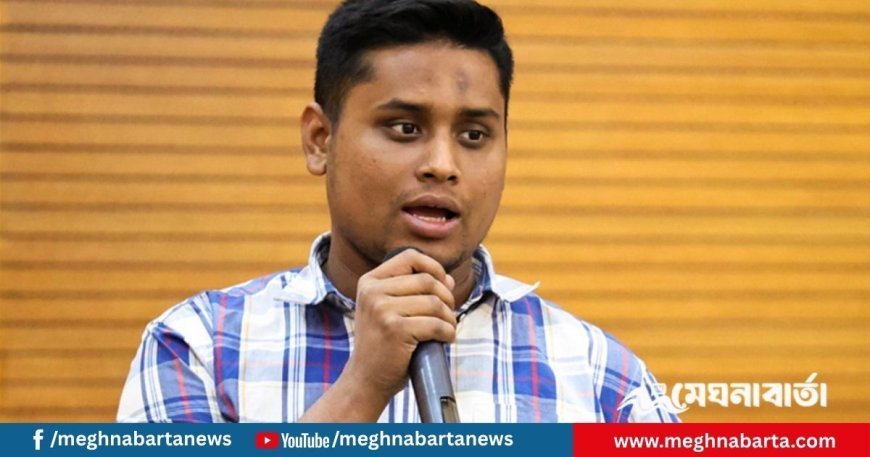 শিক্ষক পেটানো কোনো সভ্য রাষ্ট্রের চরিত্র হতে পারে না : হাসনাত