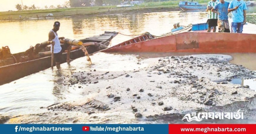 অবৈধ বালু লুটের মহোৎসব, ১৪ দিনে ২৫ কোটি টাকার বালু উধাও