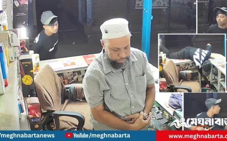 নামাজে মগ্ন দোকানদার, পেছন থেকেই ৬০ হাজার টাকা চুরি