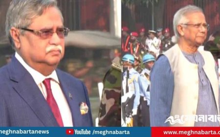 সশস্ত্র বাহিনী দিবসে শিখা অনির্বাণে রাষ্ট্রপতি ও প্রধান উপদেষ্টার শ্রদ্ধা