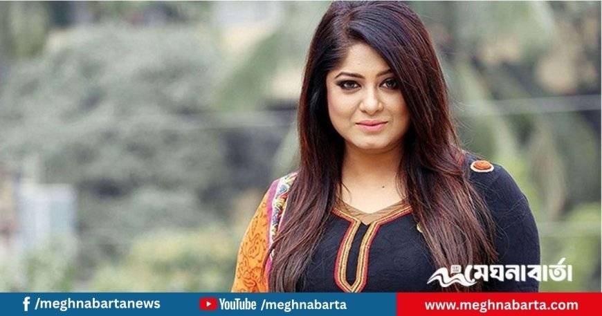 নব্বইয়ের দশকের জনপ্রিয় চিত্রনায়িকা মৌসুমীর জন্মদিন আজ