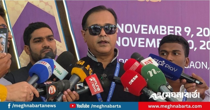 ফুটবলারদের ব্যবহার খুব খারাপ, ক্রিকেট আভিজাত্যের খেলা: আসিফ