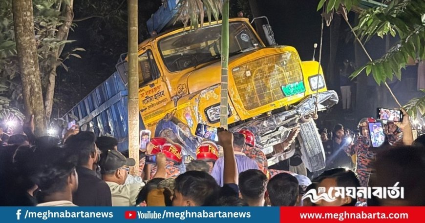 কুমিল্লায় ত্রিমুখী সংঘর্ষে নিহত ৩