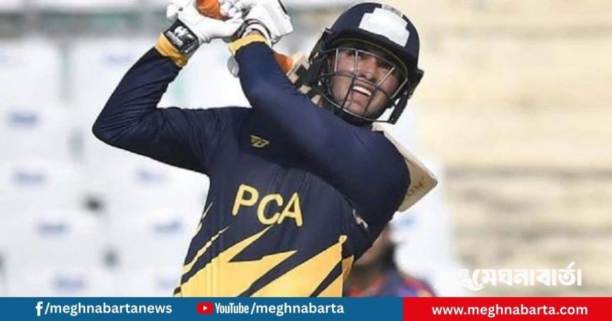 ১৬ ছক্কার ঝড়ে ৩২ বলে সেঞ্চুরি, রেকর্ডবই কাঁপালেন অভিষেক শর্মা