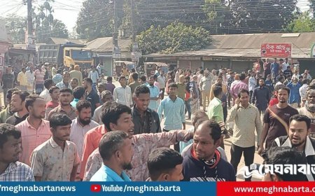 হাতীবান্ধায় সারের সংকটে উত্তাল কৃষকরা, দ্বিতীয়দিনেও মহাসড়ক অবরোধ