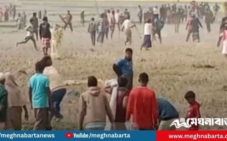 সরকারি জমি দখলকে কেন্দ্র করে কেন্দুয়ায় দুই পক্ষের রক্তক্ষয়ী সংঘর্ষ, আহত ২৬