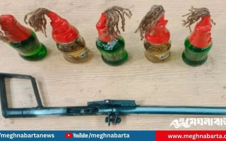 যাত্রী ছাউনি থেকে পাইপগান ও পাঁচটি পেট্রোলবোমা উদ্ধার
