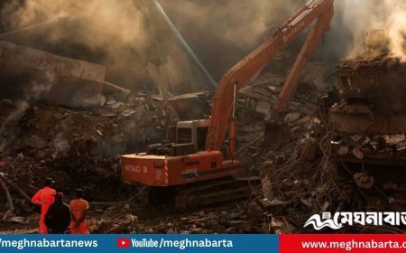 করাচিতে শপিং মলে ভয়াবহ আগুন : এক দোকান থেকেই উদ্ধার ৩০ মরদেহ