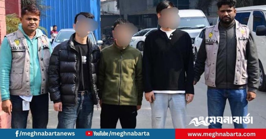 রাজধানীতে ভুয়া আইফোন কারখানা, চীনা নাগরিকসহ তিনজন আটক