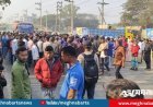 বেতন-ছুটি পরিশোধ ছাড়াই কারখানা বন্ধ, সড়ক অবরোধে শ্রমিকরা