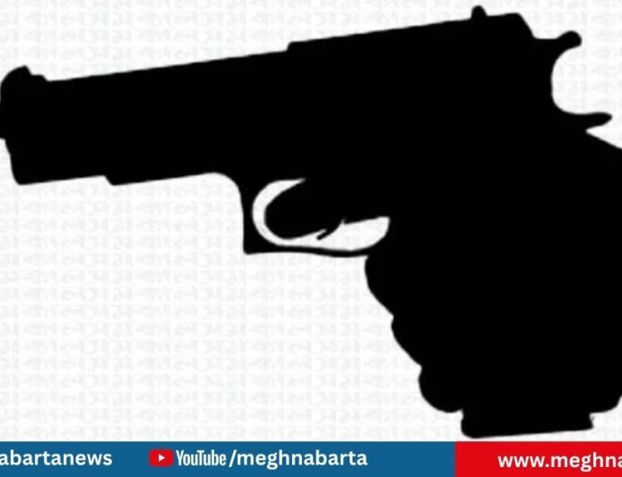 চট্টগ্রামে থানা লুটের অস্ত্রেই চলছে ছিনতাই-চাঁদাবাজি